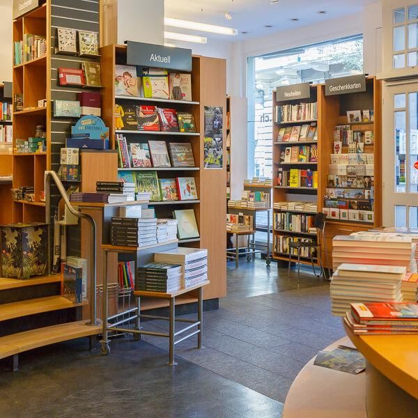 Buchgenuss nach Ladenschluss – Hirschmatt Buchhandlung